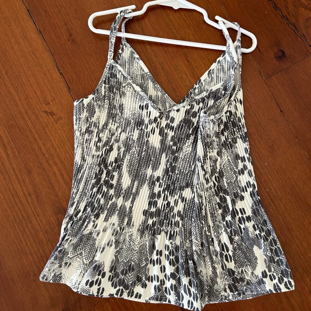 XS BLOUSE SNAKE PRINT SO CUTE